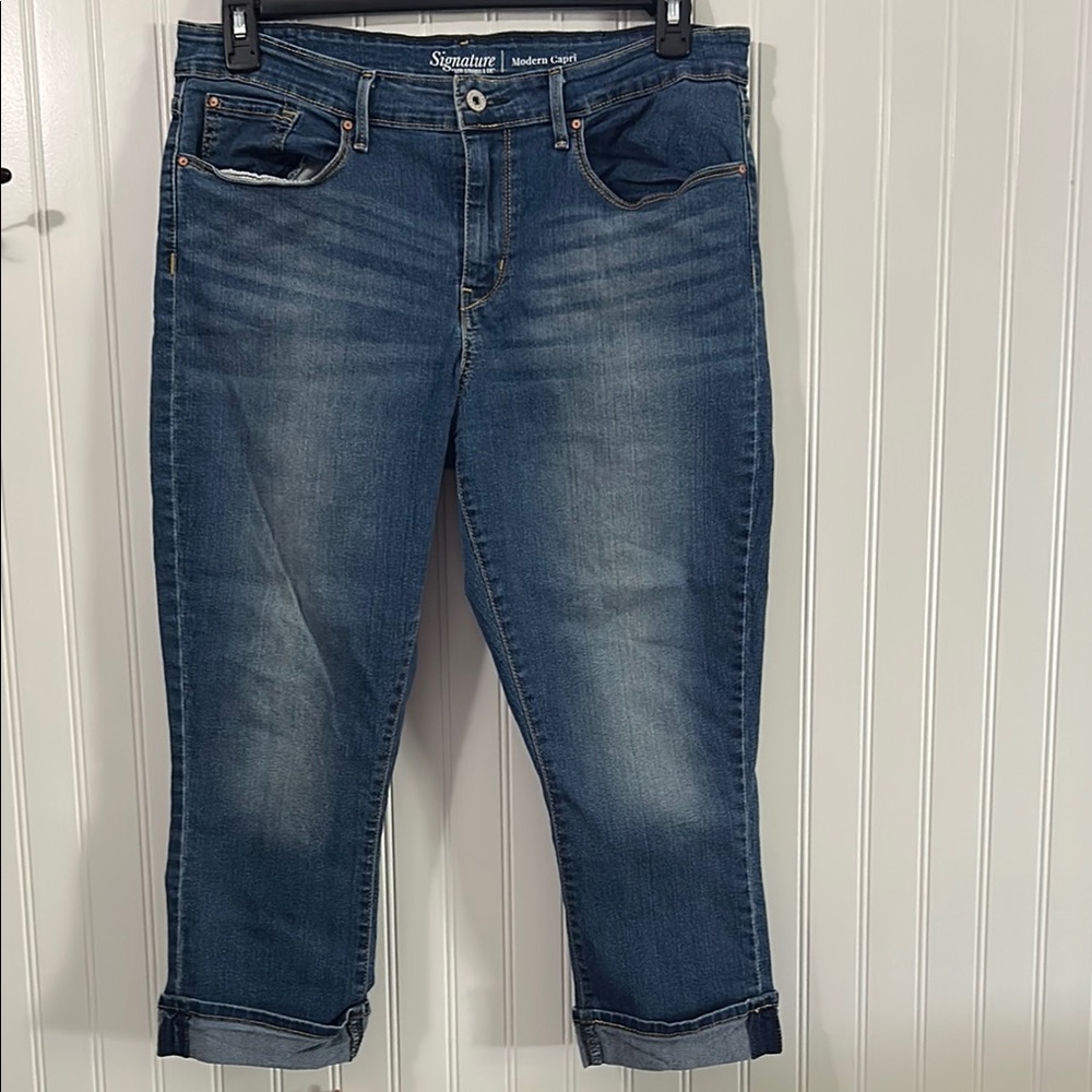 Signature by Levi Strauss Blue Cropped Ankle Jeans